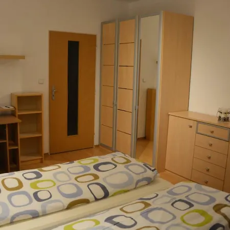 Apartman Zderadova Brno Exterior photo