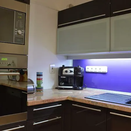 Apartman Zderadova Brno Exterior photo