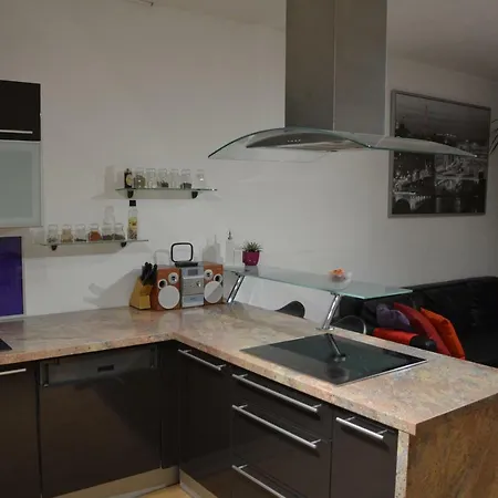 Apartman Zderadova Brno Exterior photo