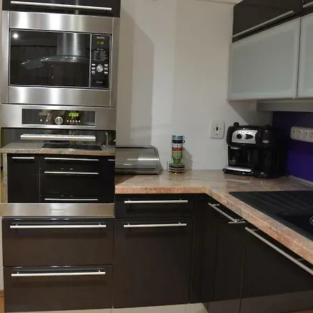Apartman Zderadova Brno Exterior photo