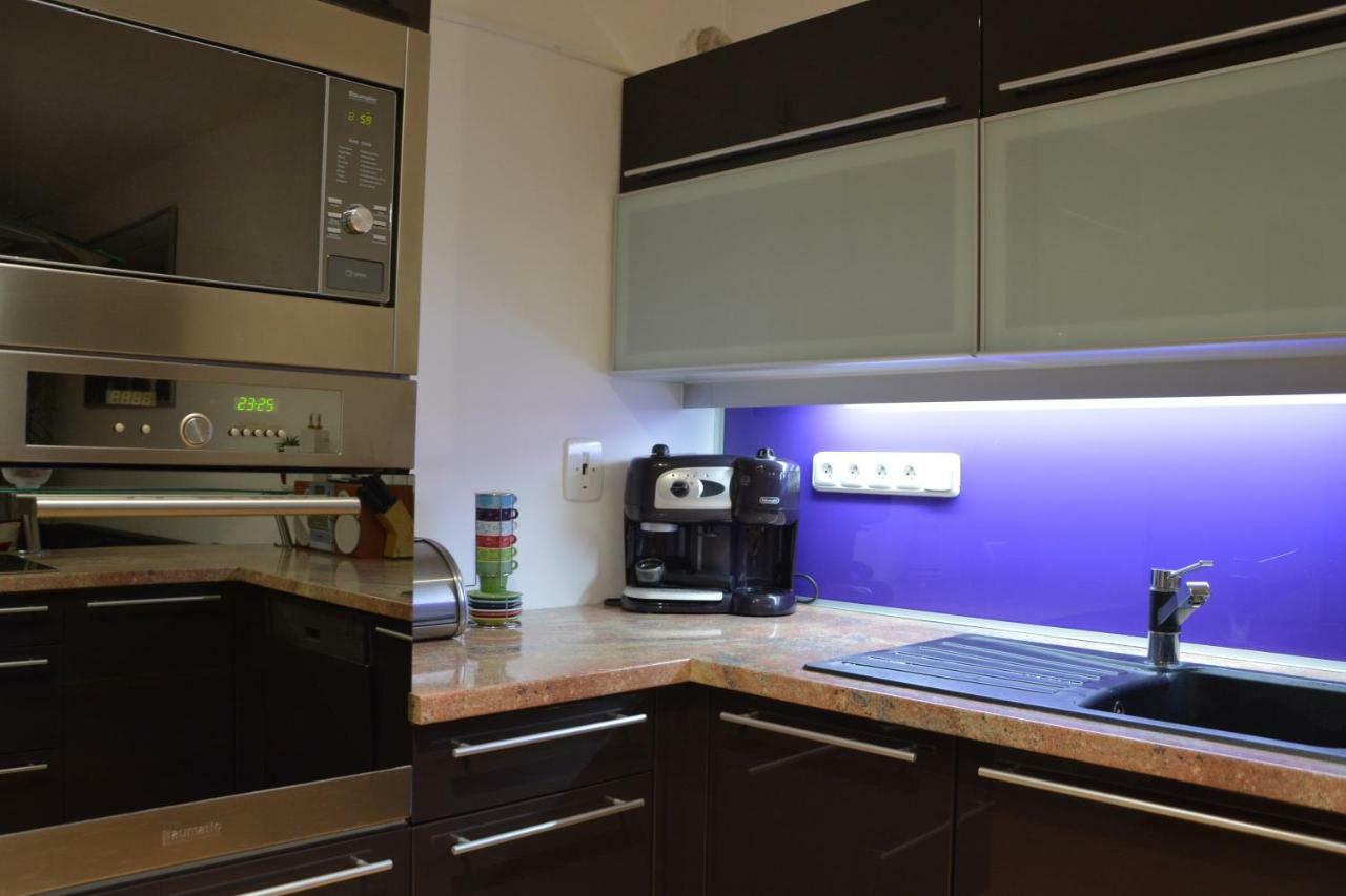 Apartment Zderadova *